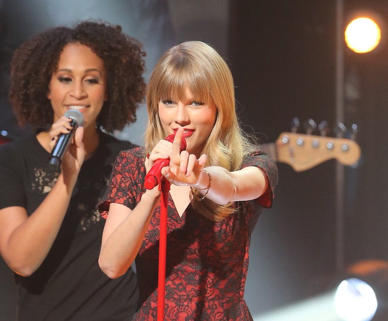 Taylor Swift at Skavlan — photo 51