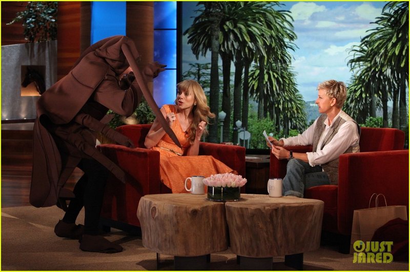 Taylor Swift at The Ellen DeGeneres Show — photo 3