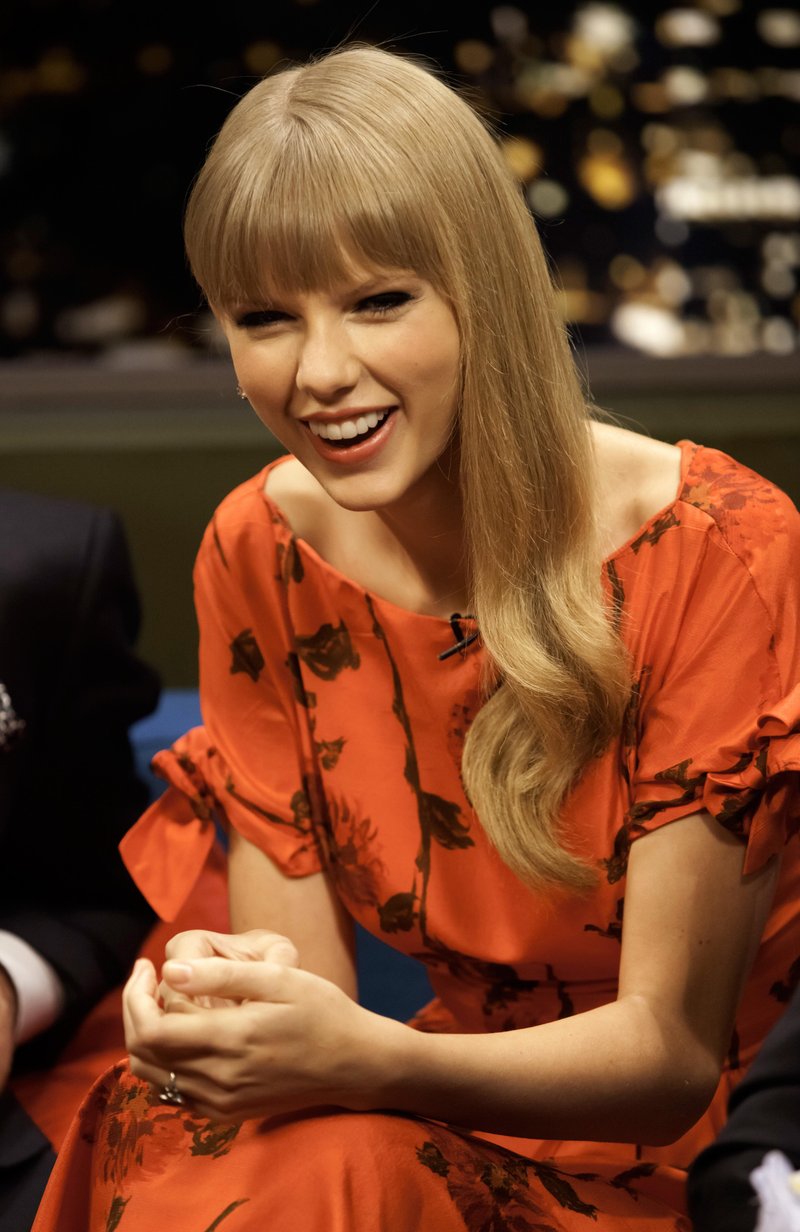 Taylor Swift at The Jonathan Ross Show — photo 17