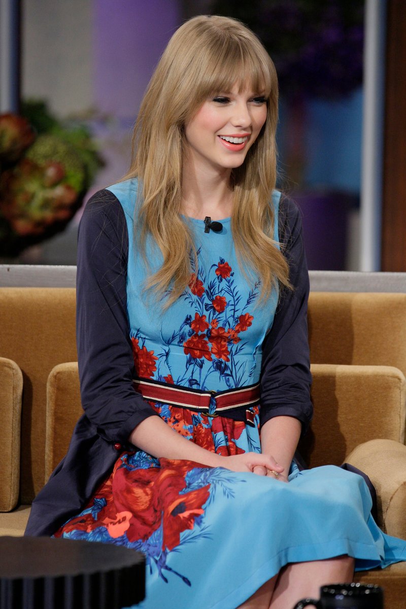 Taylor Swift at The Tonight Show With Jay Leno — photo 48