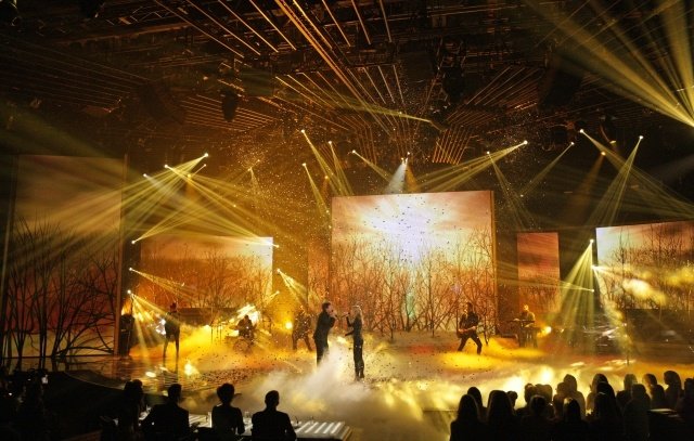 Taylor Swift at X Factor UK — photo 15