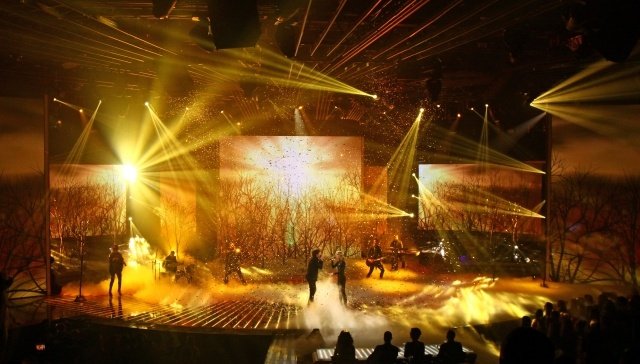 Taylor Swift at X Factor UK — photo 22