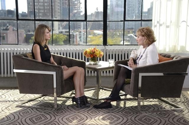 Taylor Swift at Barbara Walters Presents: The 10 Most Fascinating People of 2014 — photo 3