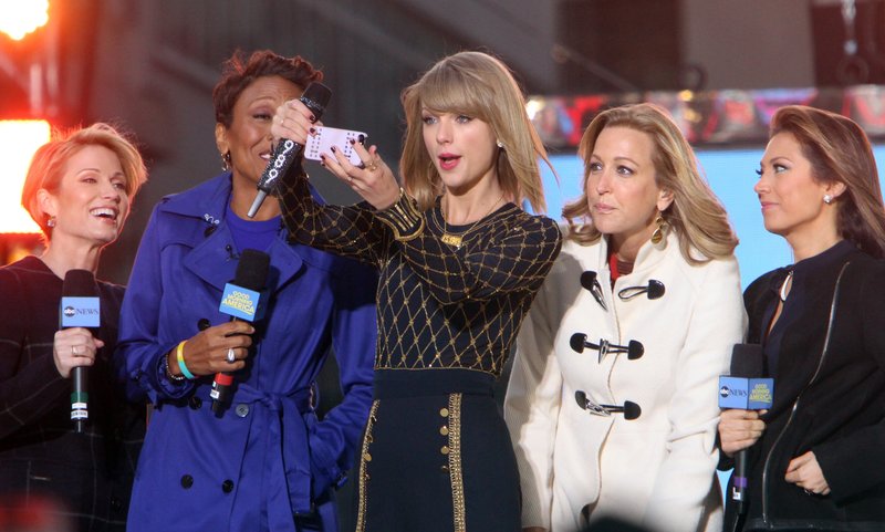 Taylor Swift at Good Morning America — photo 207