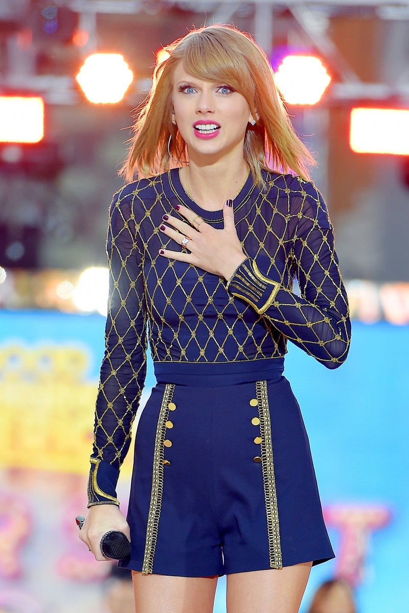 Taylor Swift at Good Morning America — photo 243