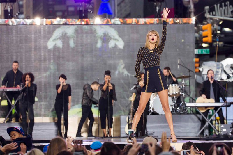 Taylor Swift at Good Morning America — photo 320