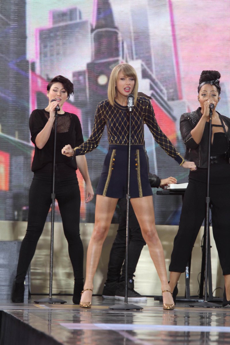 Taylor Swift at Good Morning America — photo 346