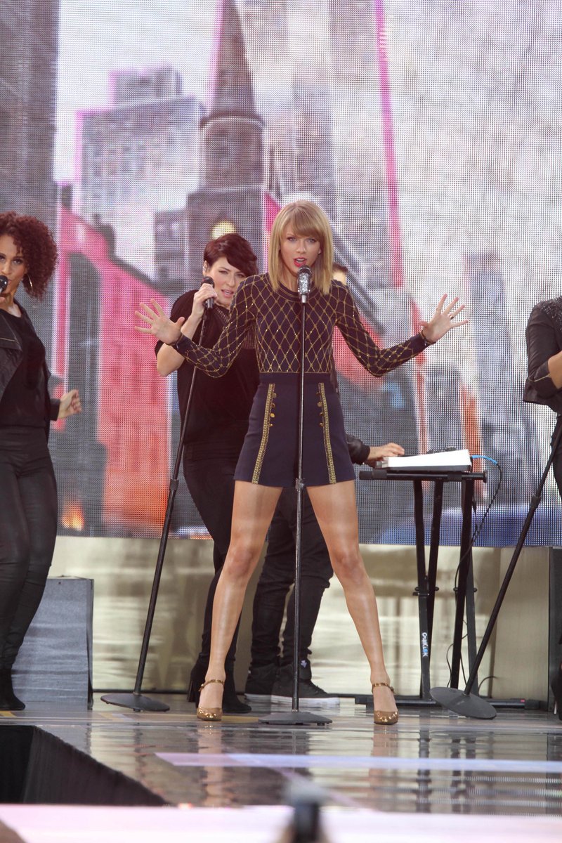 Taylor Swift at Good Morning America — photo 347