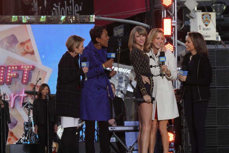 Taylor Swift at Good Morning America — photo 384