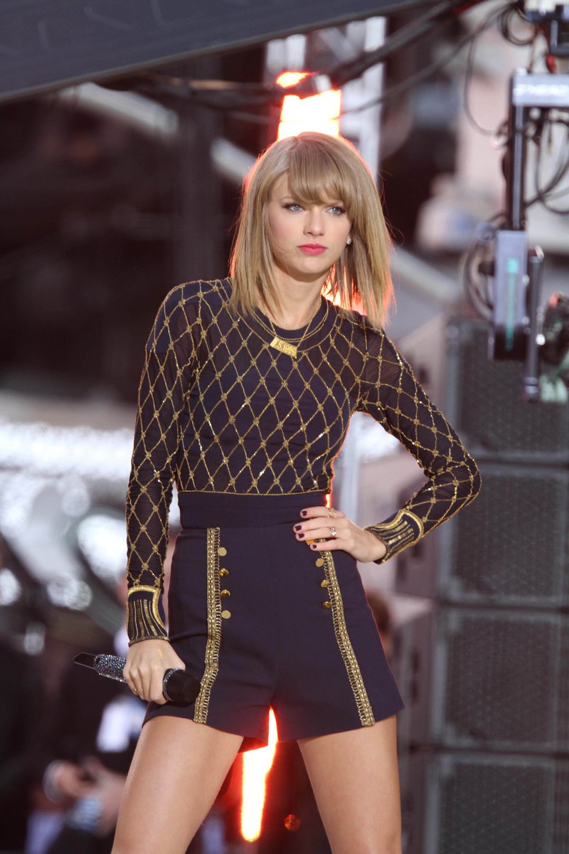 Taylor Swift at Good Morning America — photo 387