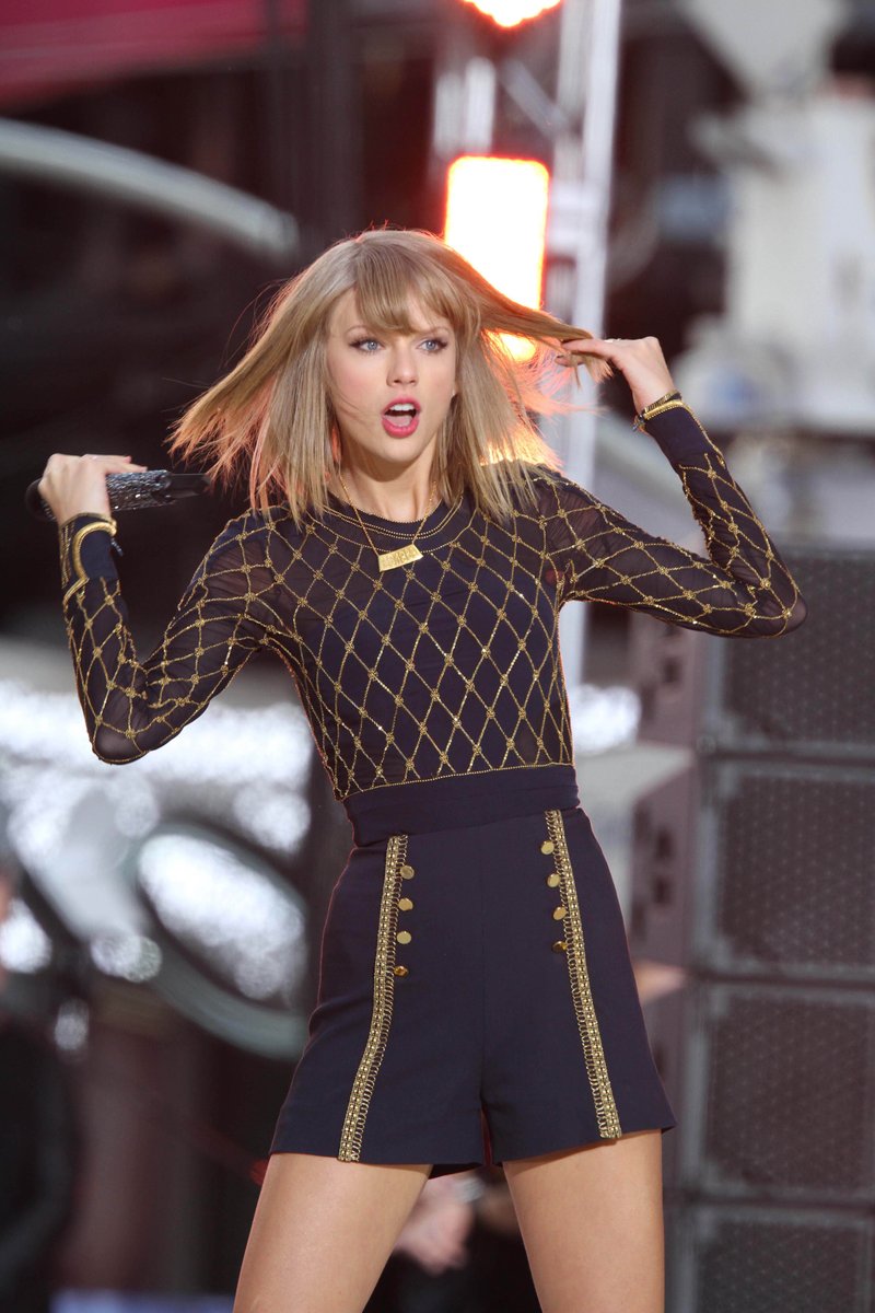 Taylor Swift at Good Morning America — photo 389