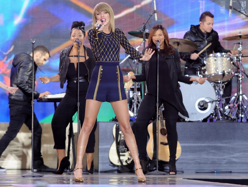 Taylor Swift at Good Morning America — photo 392