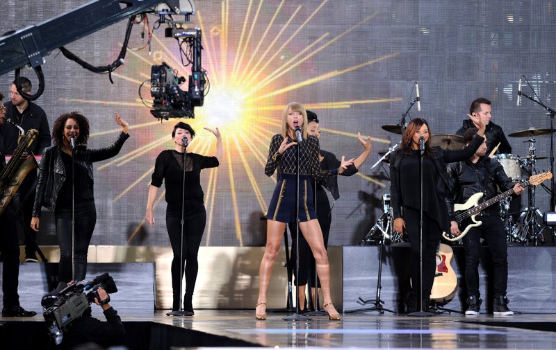 Taylor Swift at Good Morning America — photo 435