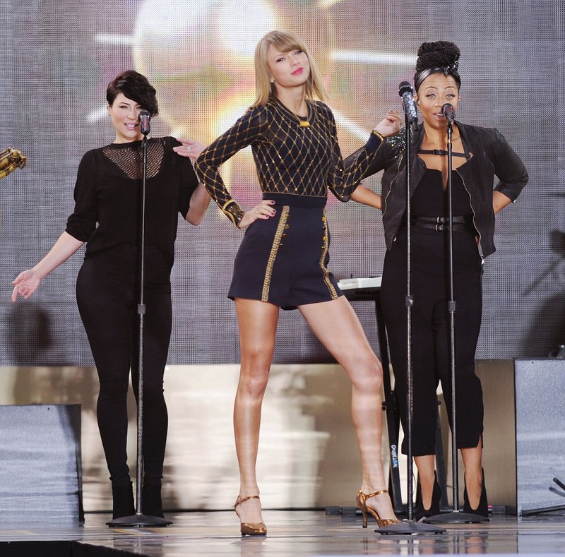 Taylor Swift at Good Morning America — photo 564