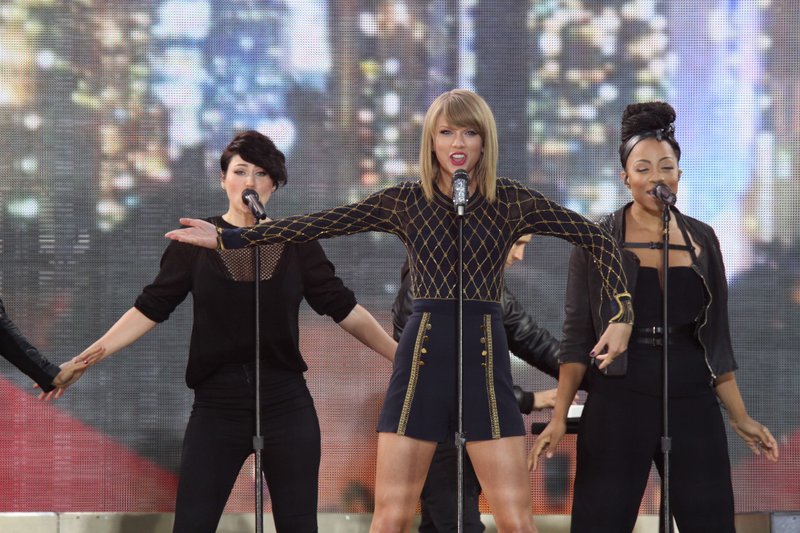 Taylor Swift at Good Morning America — photo 695