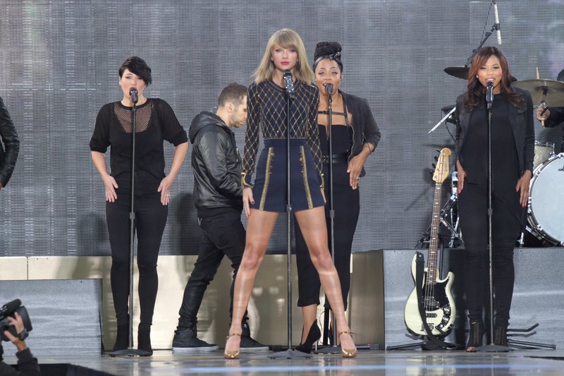 Taylor Swift at Good Morning America — photo 702