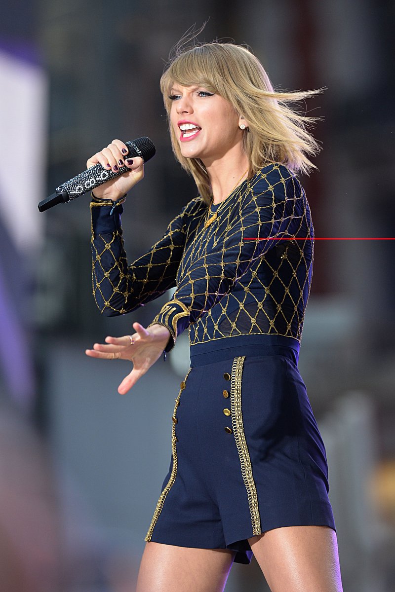 Taylor Swift at Good Morning America — photo 824