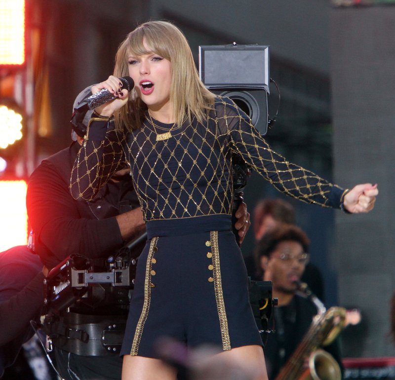 Taylor Swift at Good Morning America — photo 976