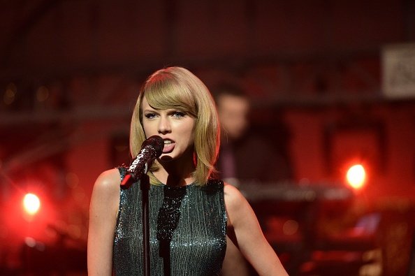 Taylor Swift at Late Show With David Letterman — photo 11