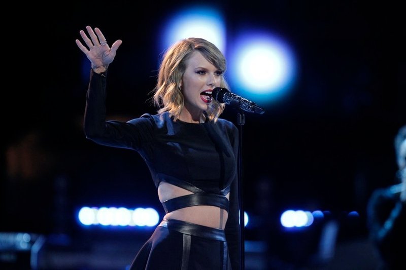 Taylor Swift at The Voice — photo 3