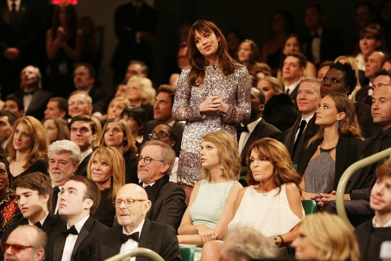 Taylor Swift at Saturday Night Live (February 15, 2015) — photo 5