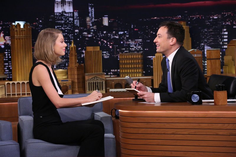 Taylor Swift at The Tonight Show Starring Jimmy Fallon (February 17, 2015) — photo 16