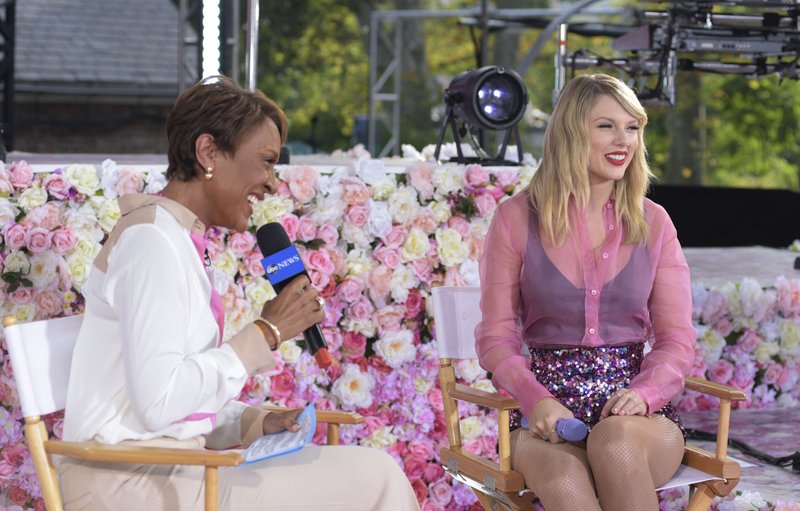 Taylor Swift at Good Morning America — photo 42