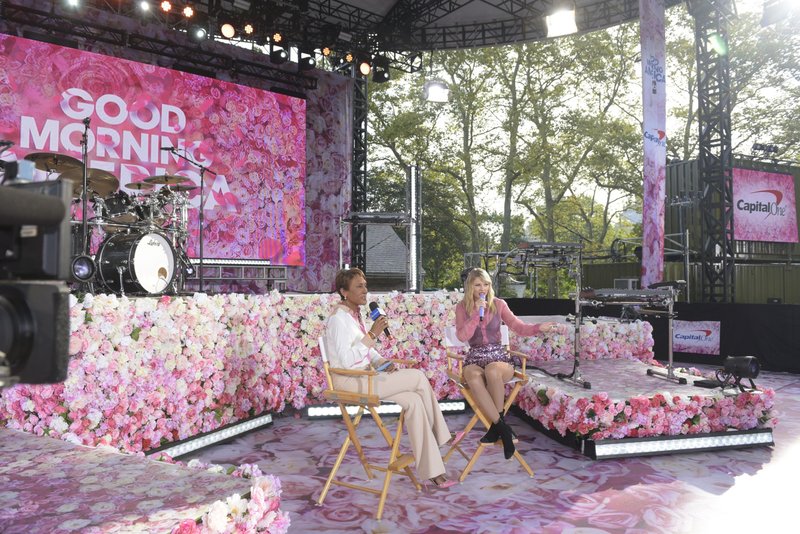 Taylor Swift at Good Morning America — photo 43