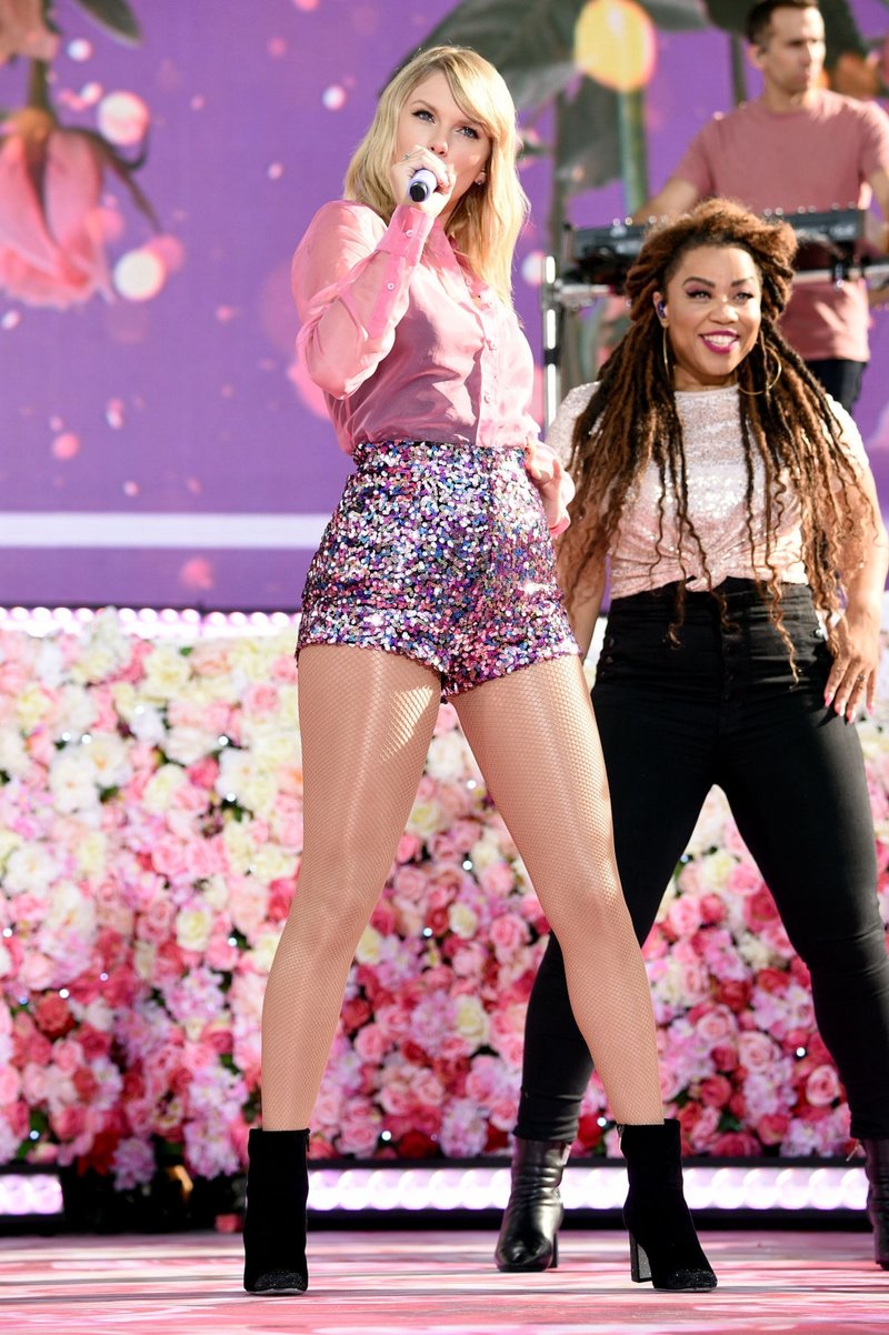 Taylor Swift at Good Morning America — photo 78