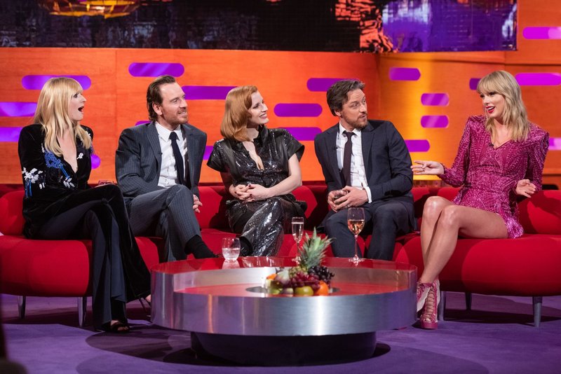 Taylor Swift at The Graham Norton Show — photo 3