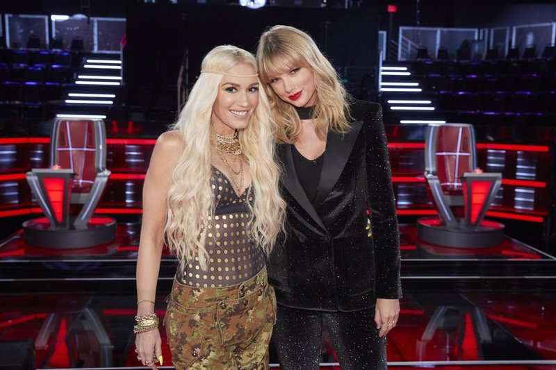 Taylor Swift at The Voice — photo 4
