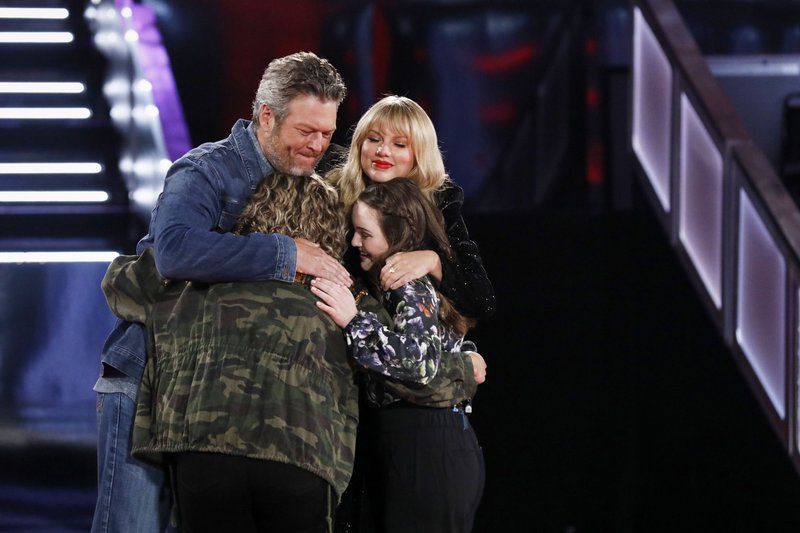 Taylor Swift at The Voice — photo 11