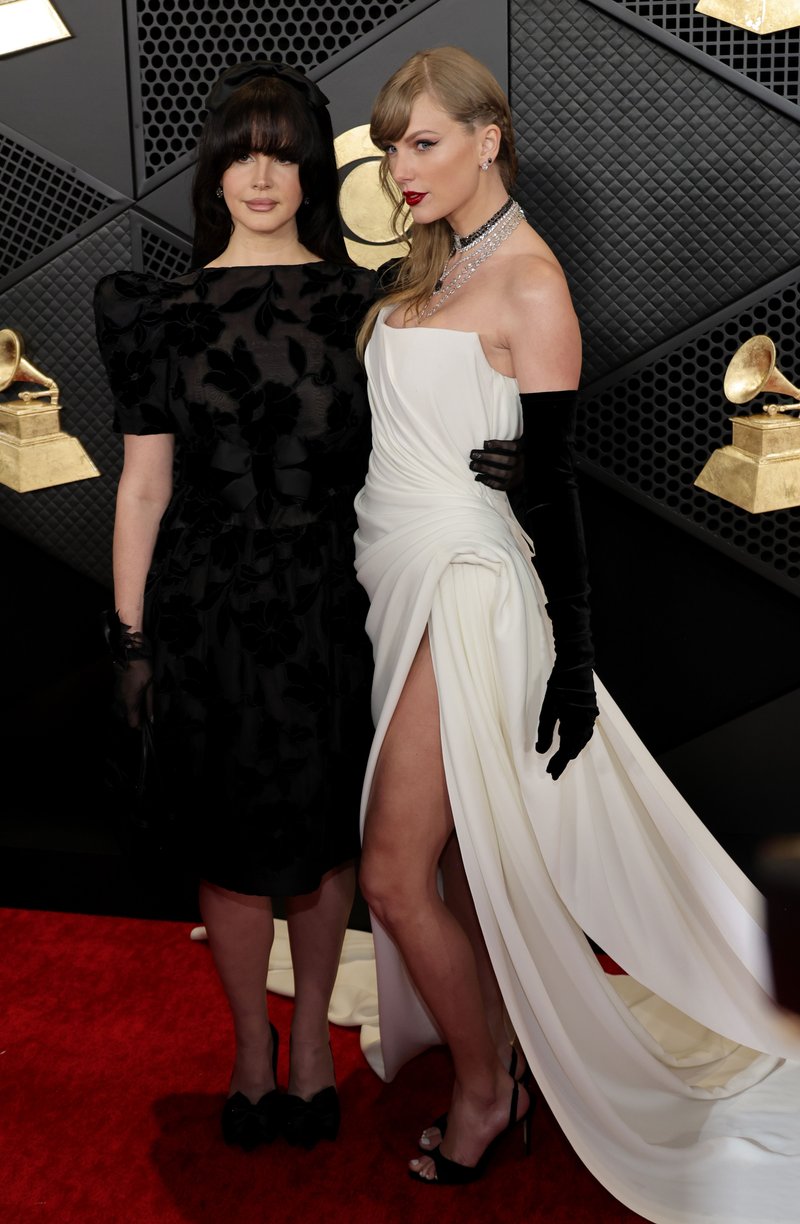 Taylor Swift at 66th GRAMMY Awards — photo 23