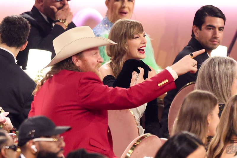 Taylor Swift at 66th GRAMMY Awards — photo 56