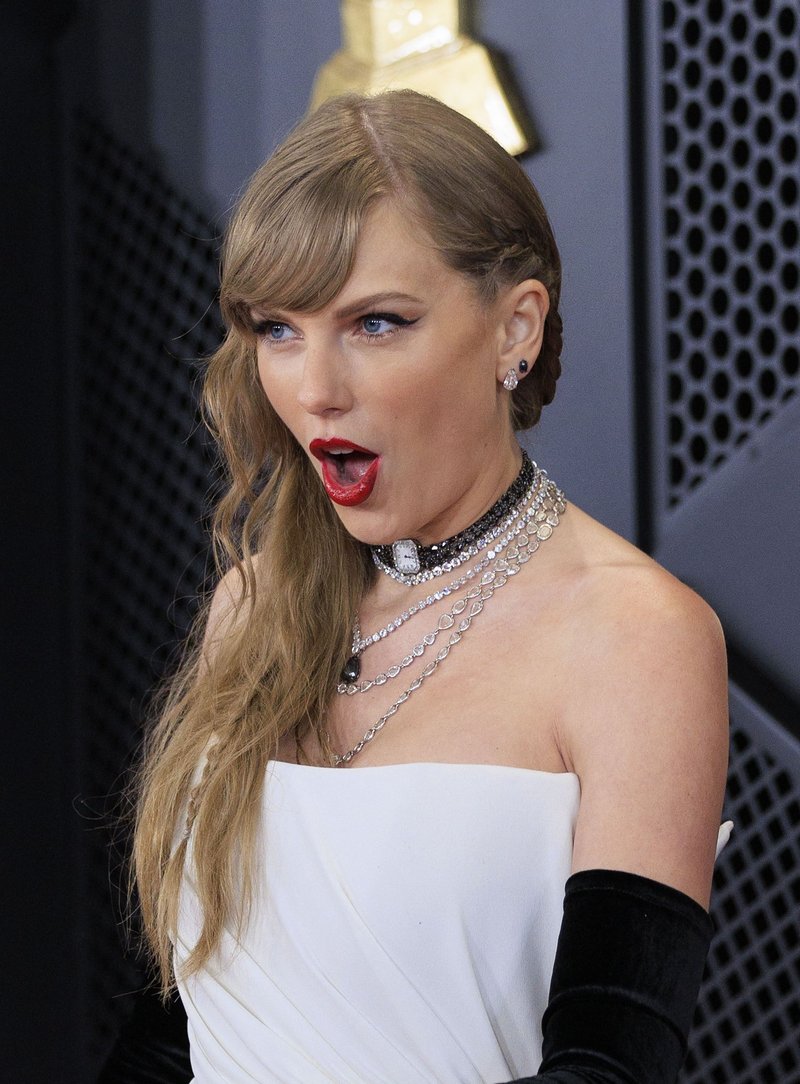 Taylor Swift at 66th GRAMMY Awards — photo 146