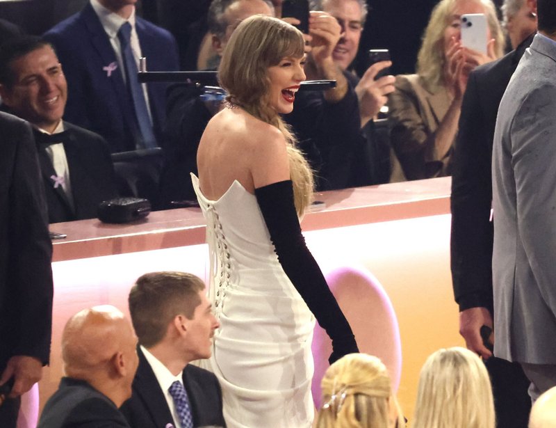 Taylor Swift at 66th GRAMMY Awards — photo 198