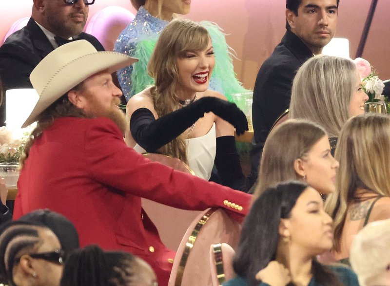 Taylor Swift at 66th GRAMMY Awards — photo 250