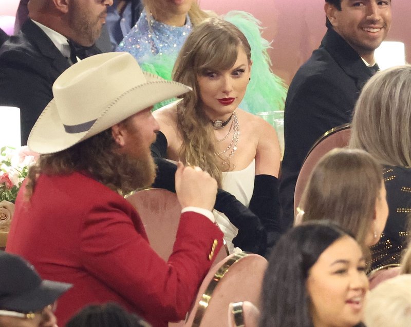Taylor Swift at 66th GRAMMY Awards — photo 254