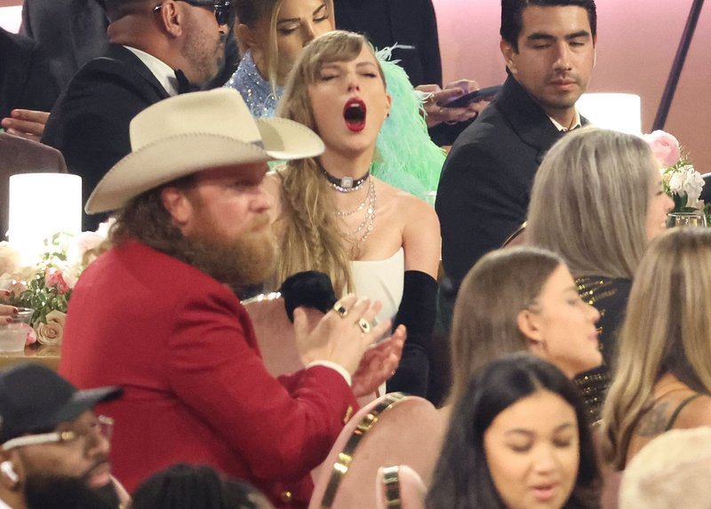 Taylor Swift at 66th GRAMMY Awards — photo 256
