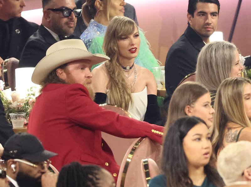 Taylor Swift at 66th GRAMMY Awards — photo 257