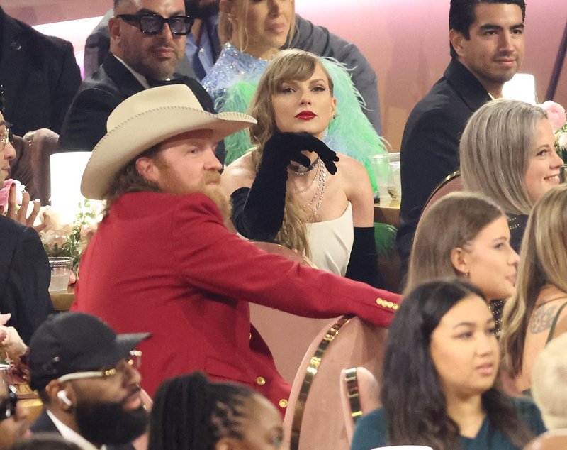 Taylor Swift at 66th GRAMMY Awards — photo 258