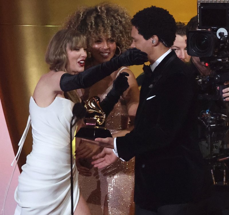 Taylor Swift at 66th GRAMMY Awards — photo 261