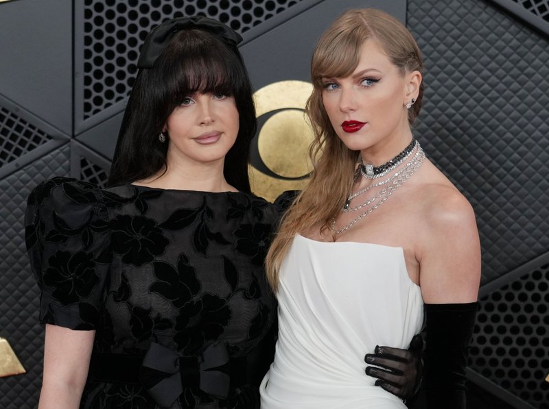 Taylor Swift at 66th GRAMMY Awards — photo 274