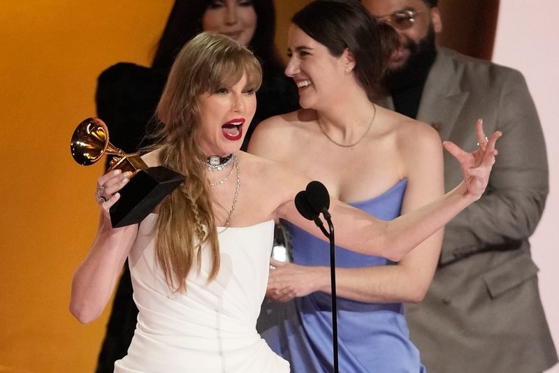 Taylor Swift at 66th GRAMMY Awards — photo 296