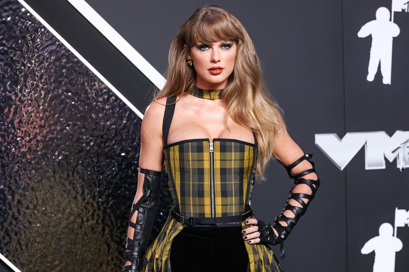 Taylor Swift at 2024 MTV Video Music Awards — photo 40