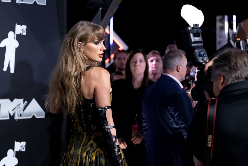 Taylor Swift at 2024 MTV Video Music Awards — photo 44