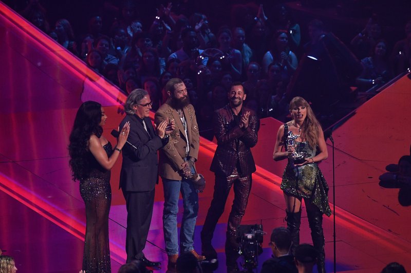 Taylor Swift at 2024 MTV Video Music Awards — photo 71