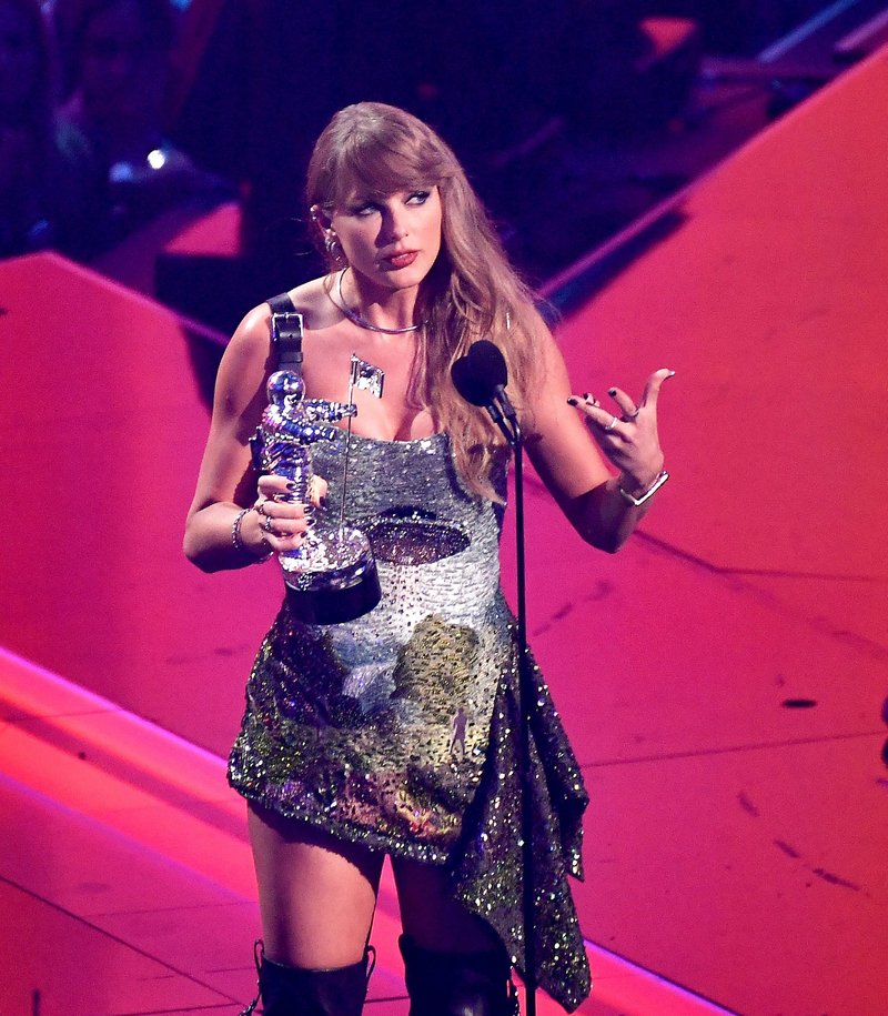 Taylor Swift at 2024 MTV Video Music Awards — photo 73