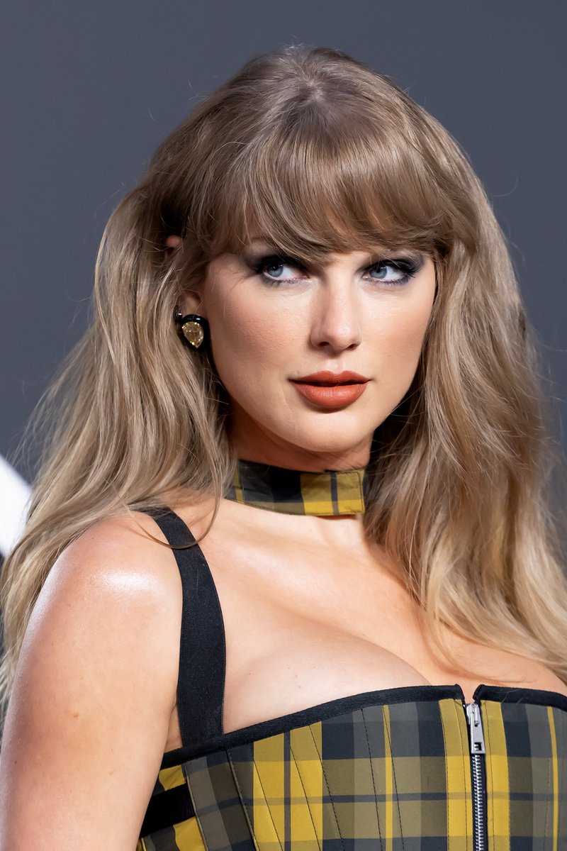 Taylor Swift at 2024 MTV Video Music Awards — photo 134