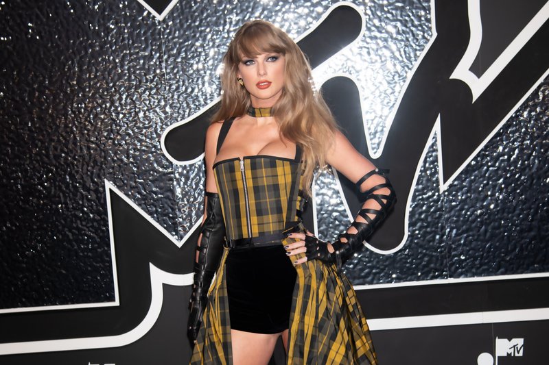 Taylor Swift at 2024 MTV Video Music Awards — photo 136